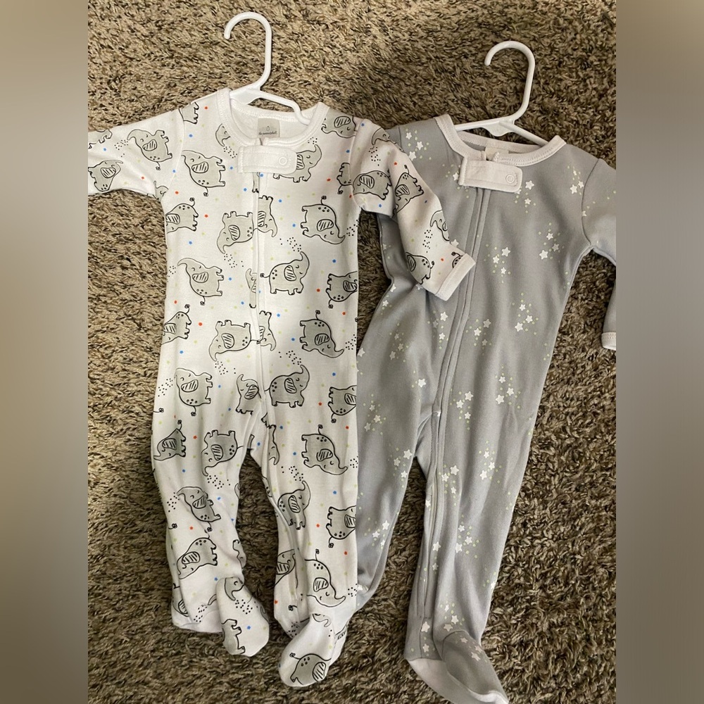Infant pajamas